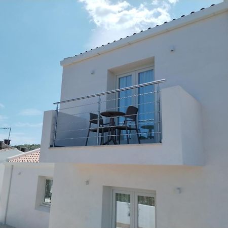Villa Est San Teodoro  Exterior photo
